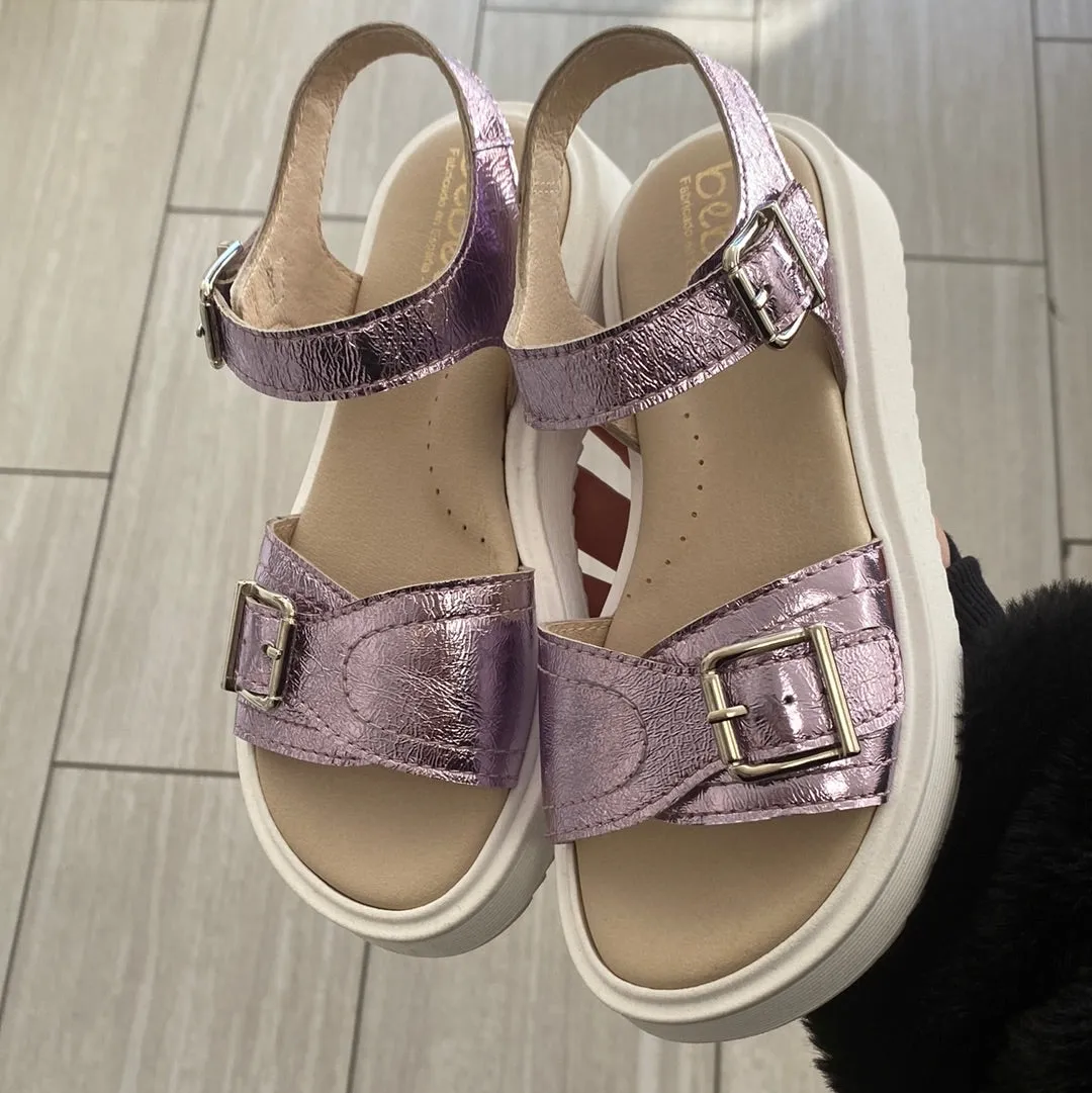 Beberlis Lavender Metallic Platform Sandal