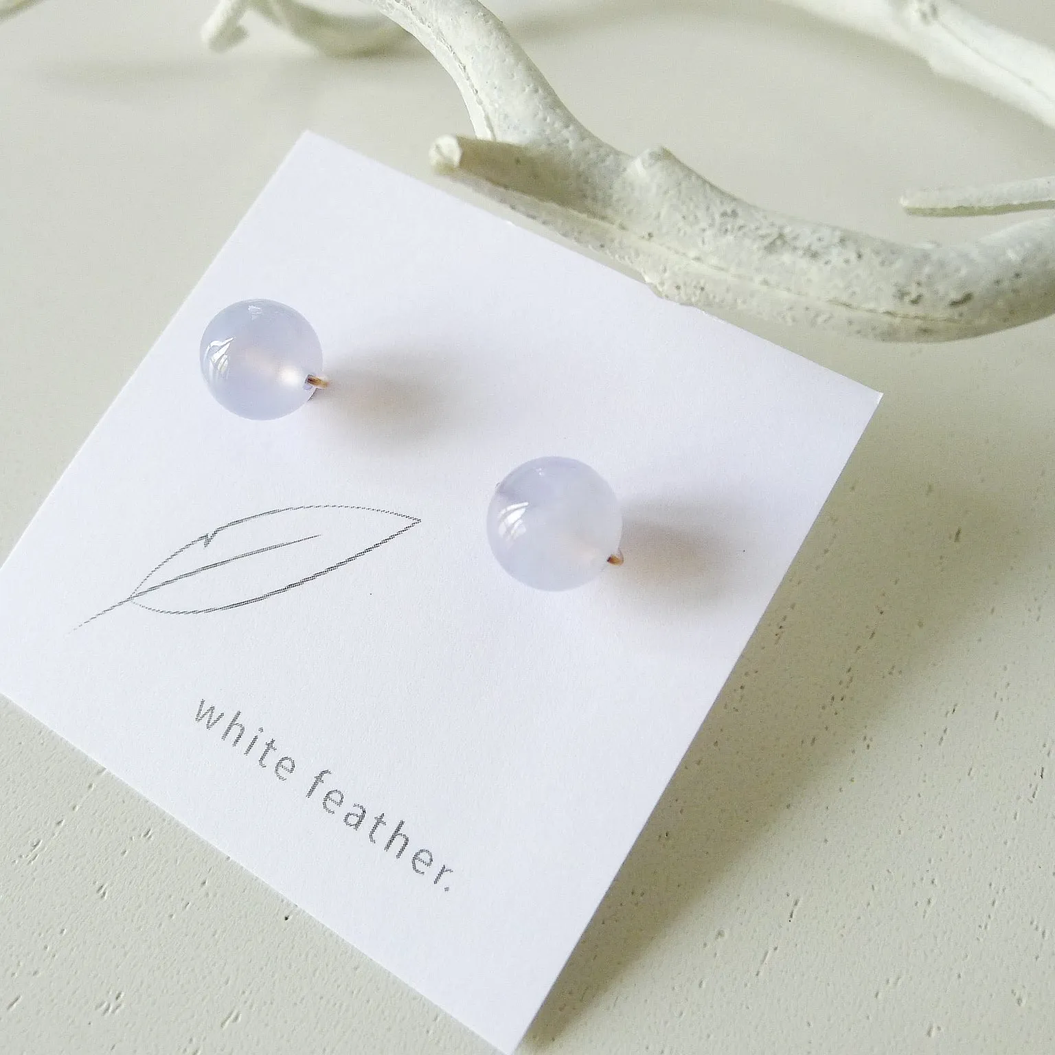 Blue Chalcedony Earstuds 8mm (Basic) / 14k Gold-filled