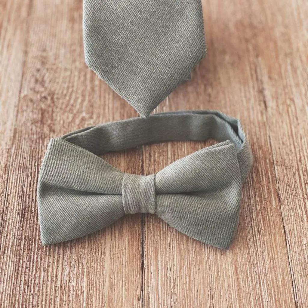 Dusty Sage Linen Pre-Tied Bow Tie