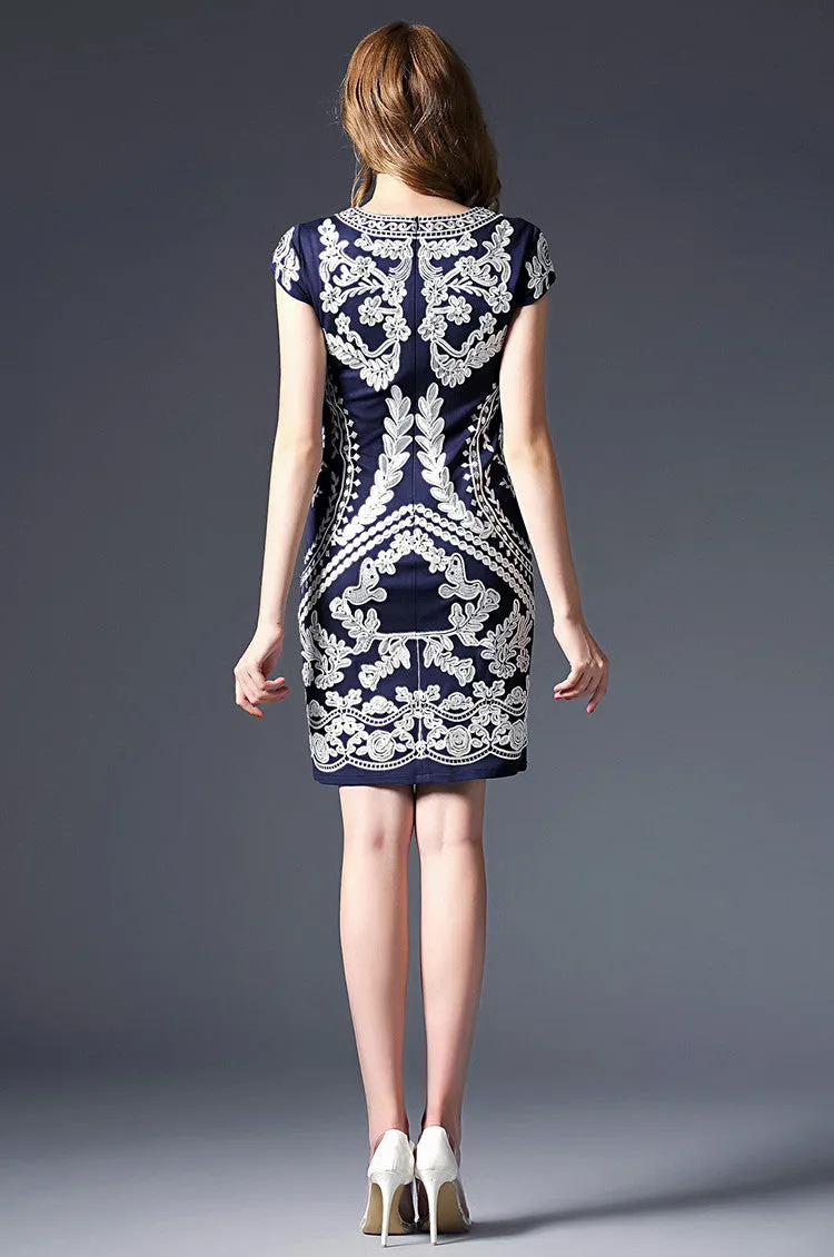 Floral Pattern Embroidery Dress