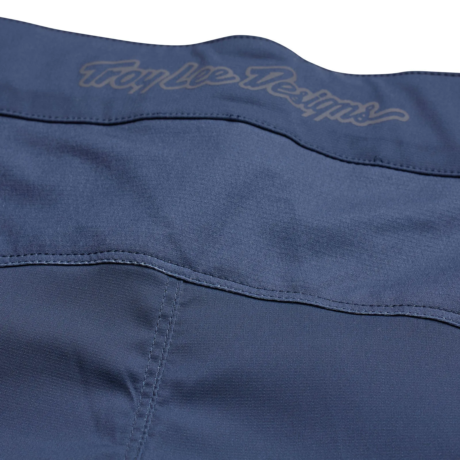 Flowline Short W/Liner Solid Navy