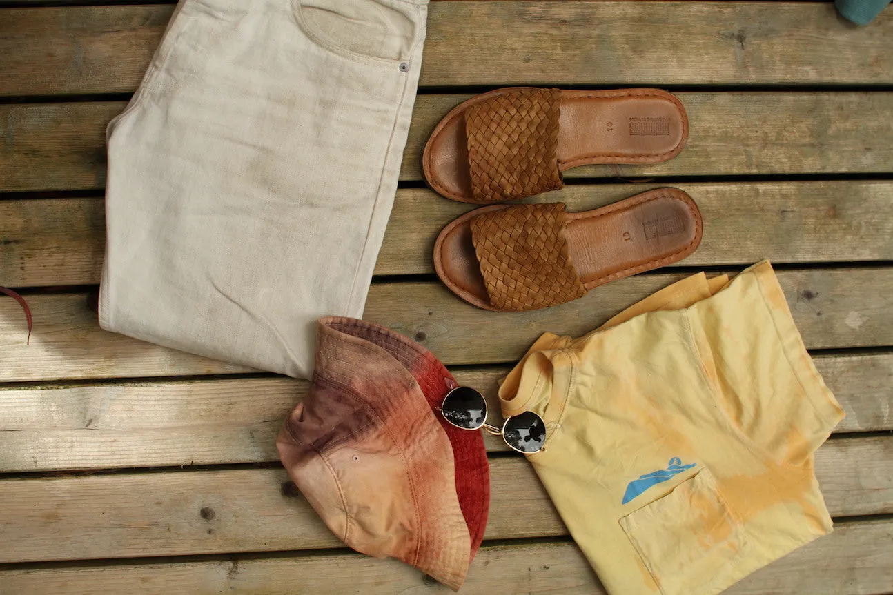 Men's Woven Sandal in Honey