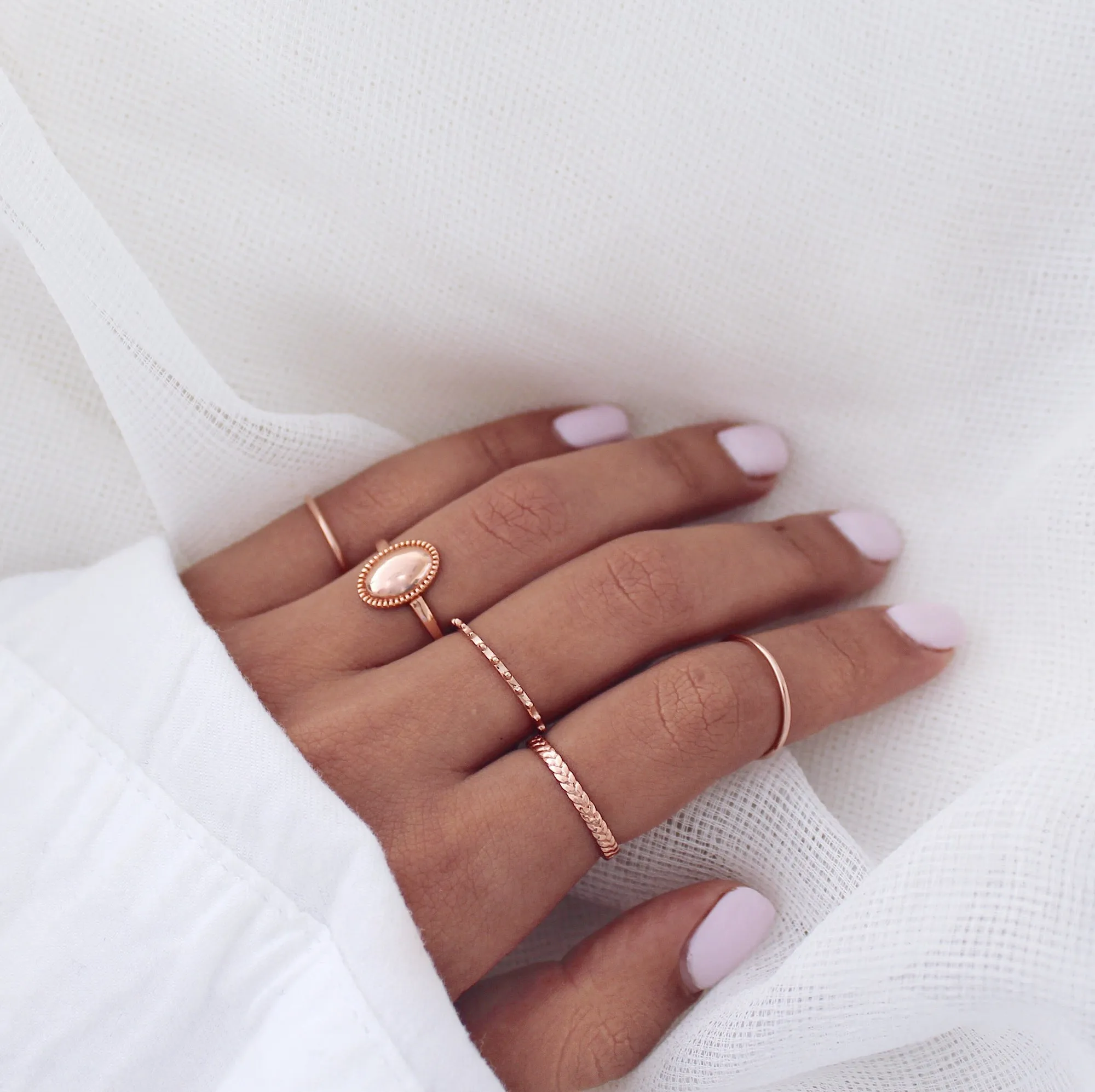 Nina Ring Rose Gold