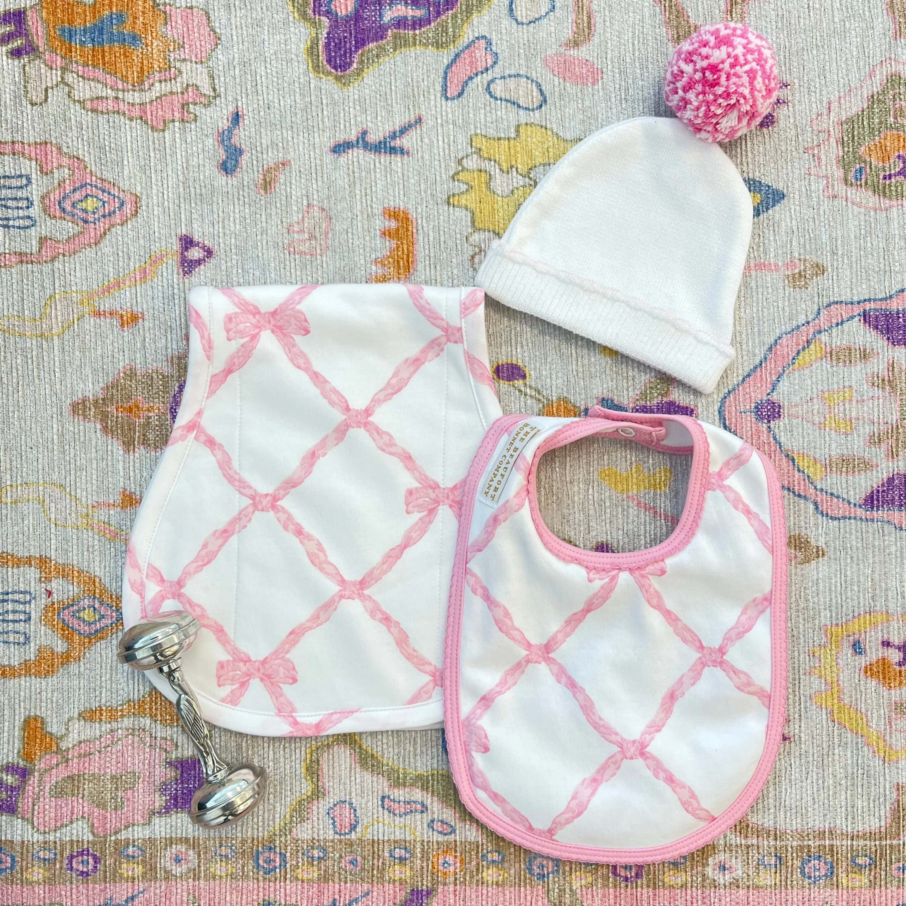 Oopsie Daisy Burp Cloth - Belle Meade Bow