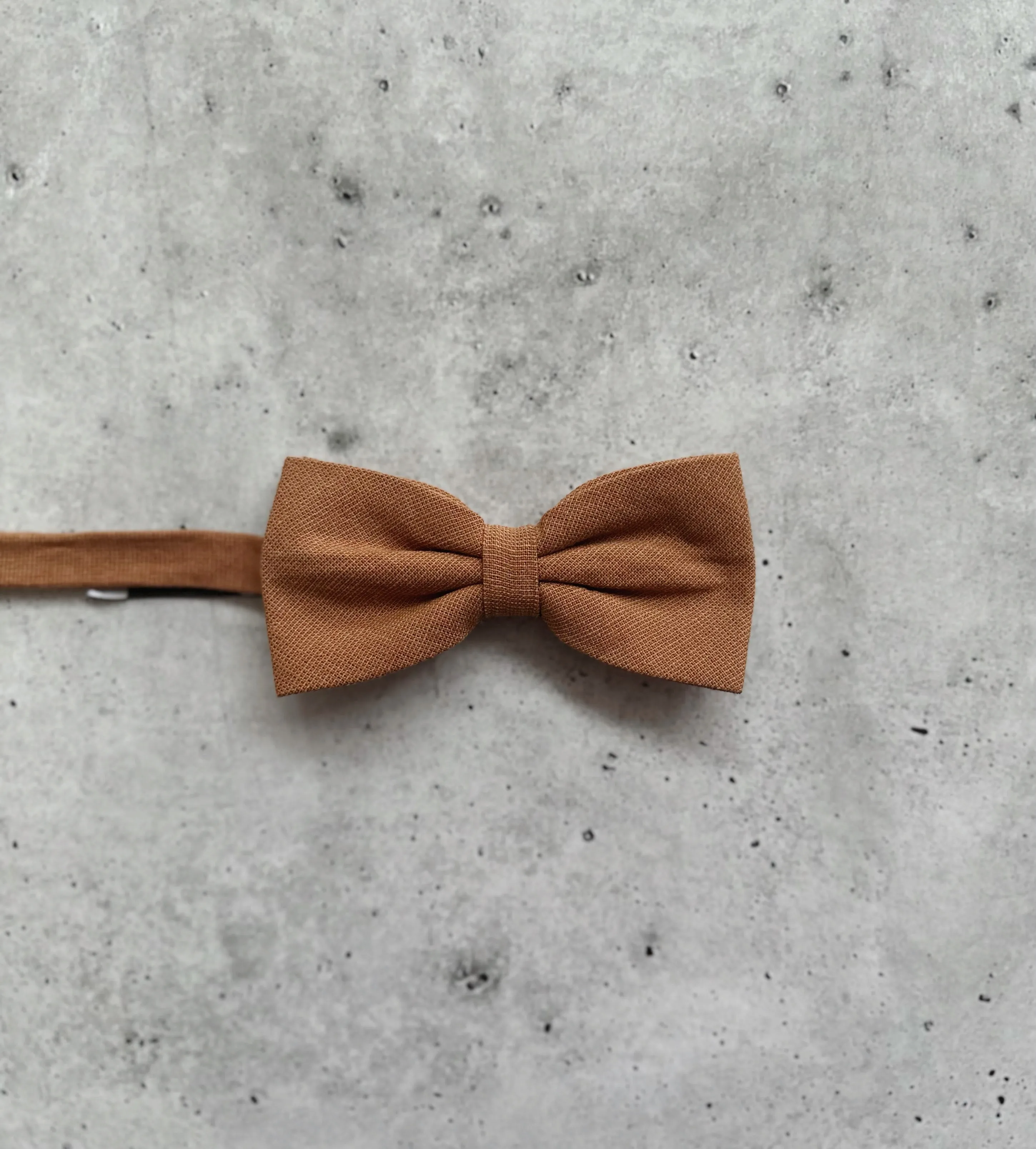 Sundial Cotton Bow Tie